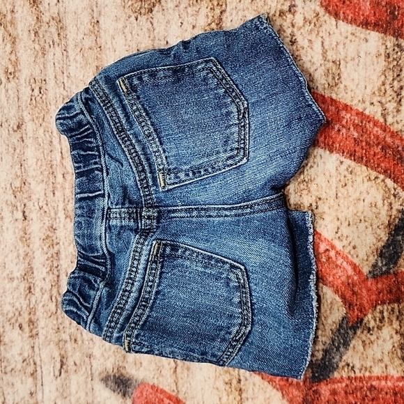 Baby Gap denim baby shorts - Picture 6 of 6